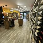 Botiga especialitzada en vins, begudes i productes gourmet